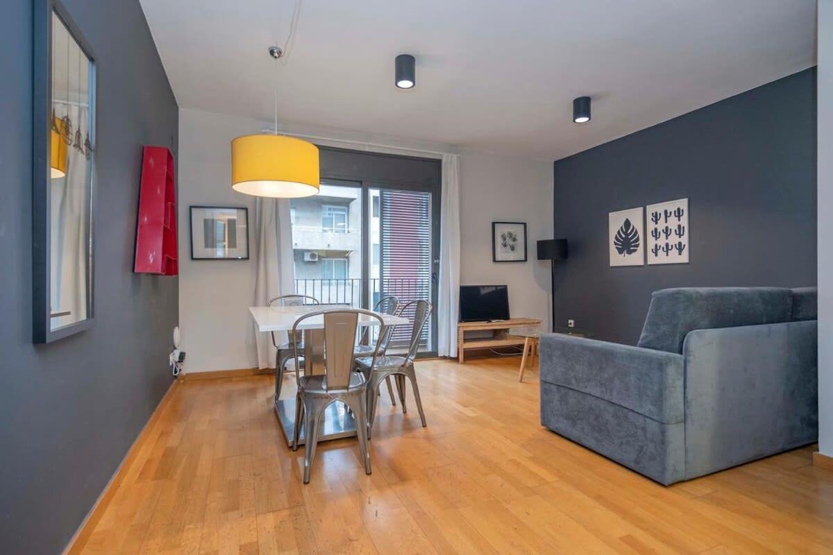 2 Bedroom Duplex Apartment With Balcony 4-3 Barcelona Exterior foto