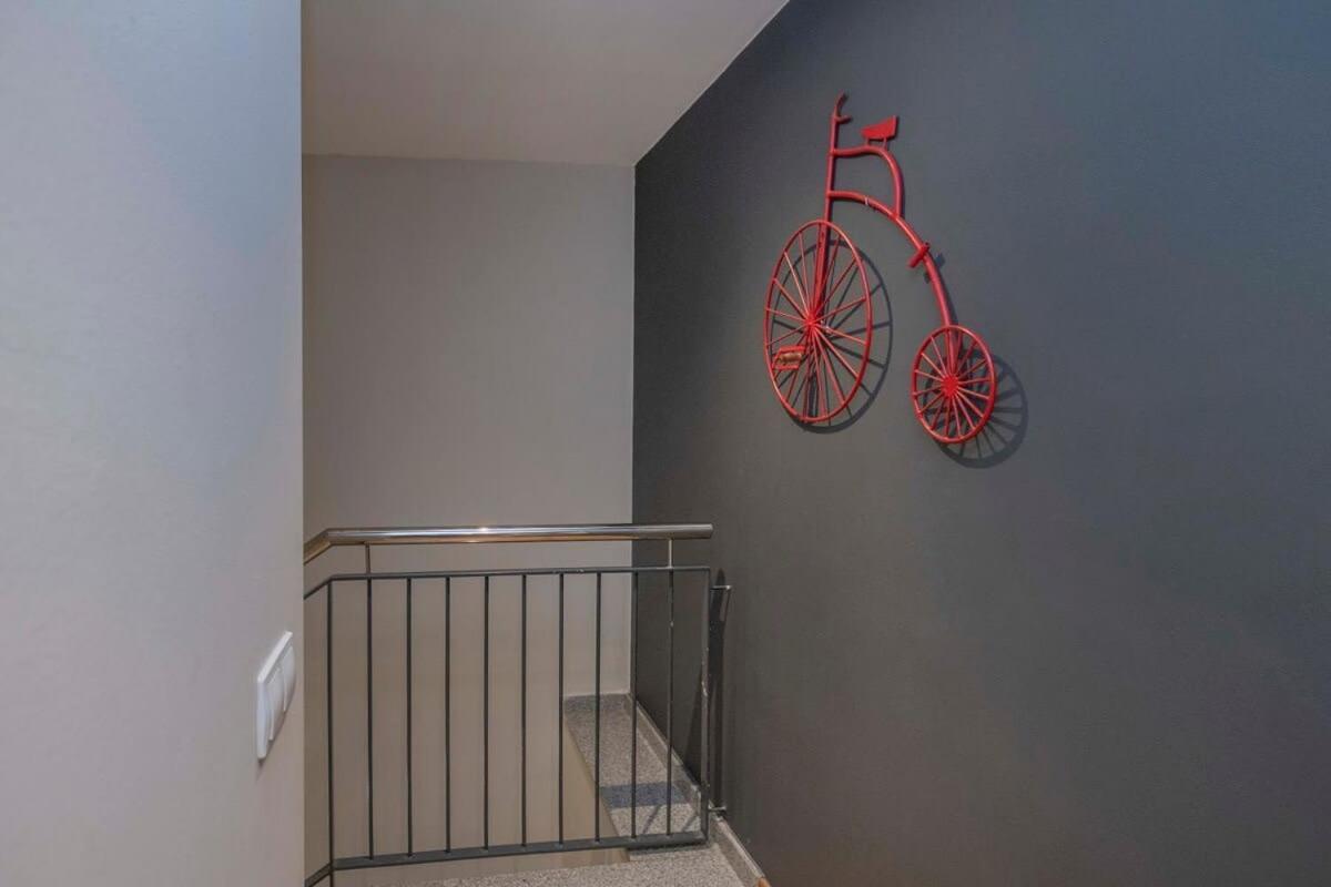 2 Bedroom Duplex Apartment With Balcony 4-3 Barcelona Exterior foto