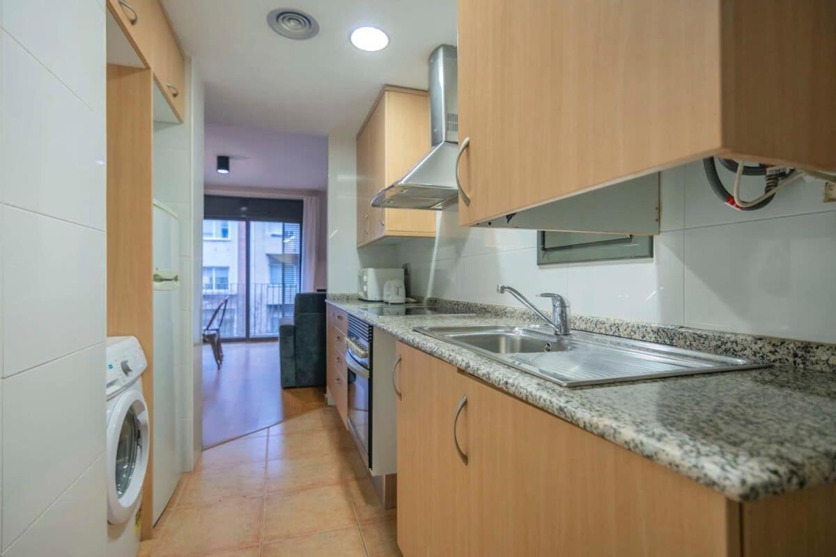 2 Bedroom Duplex Apartment With Balcony 4-3 Barcelona Exterior foto